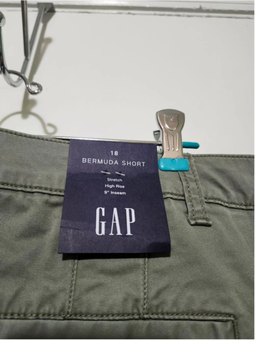 GAP Green Bermuda Shorts Plus Size 18